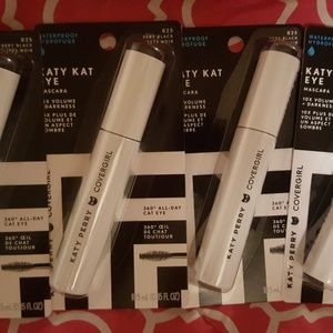 Lot of (4) Katy Perry mascara